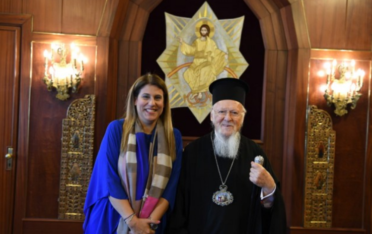 Ψήφος εμπιστοσύνης του Οικουμενικού Πατριάρχη στην υποψήφια δήμαρχο Παλαιού Φαλήρου Βίκυ Ανδρικοπούλου