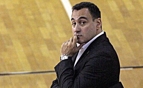 Ο πιστός στρατιώτης Φλαούνας αναλαμβάνει πάλι την ΑΕΚ