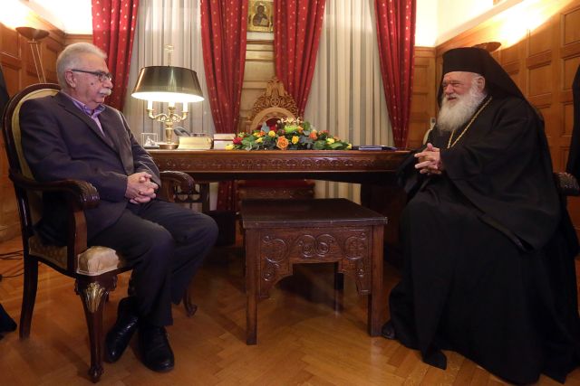 Government backs down on clergy’s salaries, priests retain civil servants’ privileges