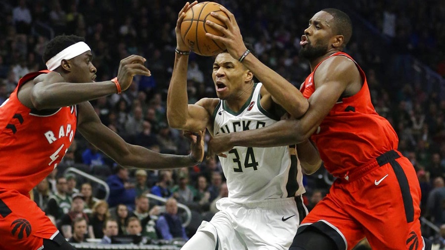 Η εμφάνιση του Γιάνναρου στο Τορόντο