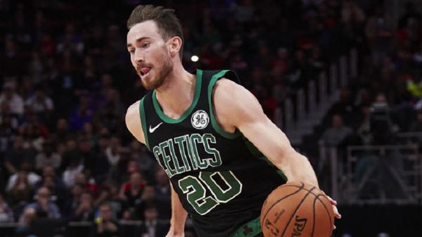 Μπορούν και χωρίς Ίρβινγκ οι Σέλτικς, λύγισαν τους Σίξερς