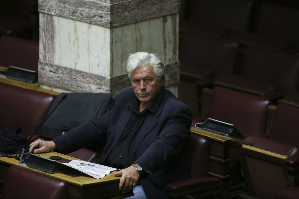 Παραιτήθηκε ο Θανάσης Παπαχριστόπουλος από βουλευτής - Στον Τέρενς Κουίκ η έδρα