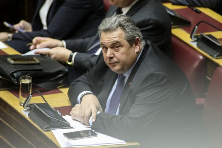 Από τα πολιτικά σαλόνια στο περιθώριο 