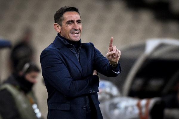 ΑΕΚ: Ο Χιμένεθ φτάνει απόψε στην Αθήνα