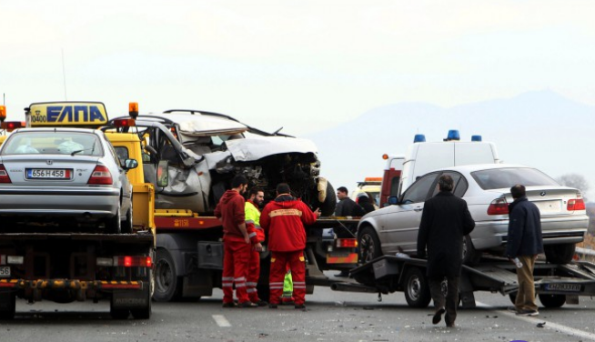 Θεσσαλονίκη: Καραμπόλα στην εθνική οδό προς Χαλκιδική – Ένας τραυματίας