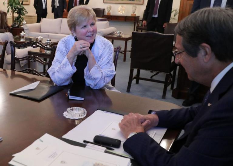 Νέα συνάντηση της απεσταλμένης του ΟΗΕ με Αναστασιάδη – Ακιντζί