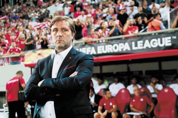 Live : Η συνέντευξη Τύπου του Μαρτίνς για το Ολυμπιακός – Ντιναμό