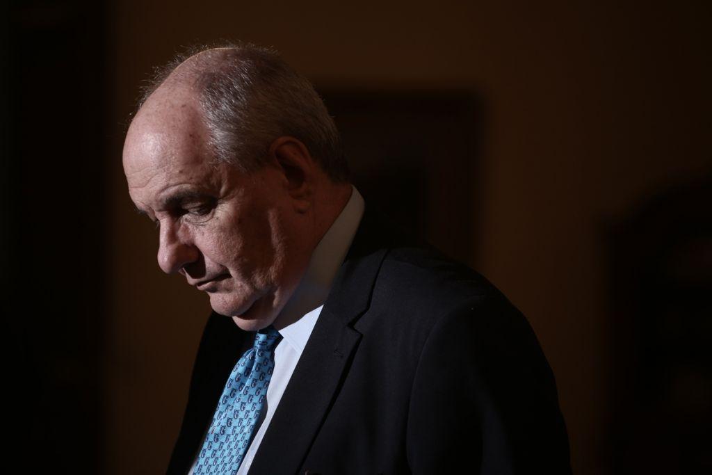 Ο Τέρενς Κουίκ «ματώνει» για τη Μακεδονία αλλά… ο Τσίπρας είναι πατριώτης