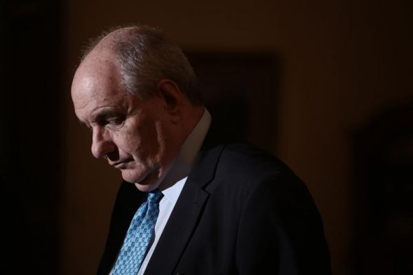 Ο Τέρενς Κουίκ «ματώνει» για τη Μακεδονία αλλά… ο Τσίπρας είναι πατριώτης