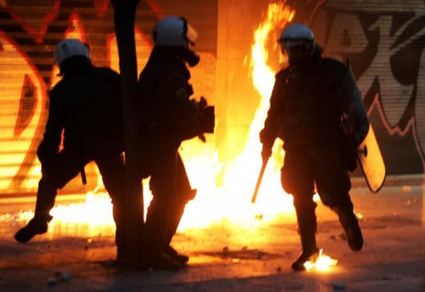 Θεσσαλονίκη: Επίθεση με βόμβες μολότοφ τα ξημερώματα κοντά στο τουρκικό προξενείο