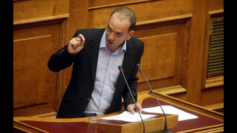 Κωνσταντίνος Μπάρκας: Ενας «Τσιπροφύλακας» νέος υφυπουργός Εργασίας