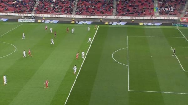 Έκοψε τον Τσιμίκα με ανύπαρκτο οφσάιντ ο Κομίνης