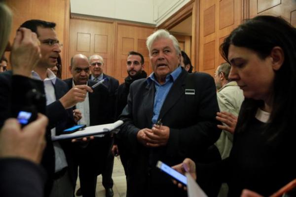 Six MPs vow to give SYRIZA parliamentary majority in letter to Speaker