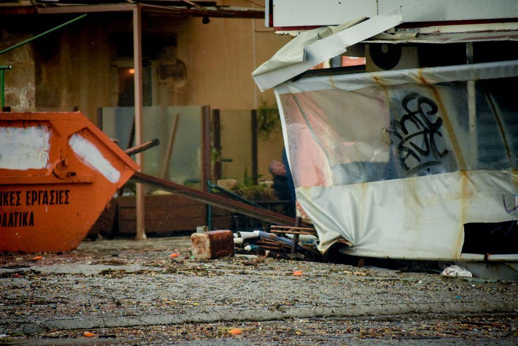 Πυροσβεστική: Περισσότερες από 170 κλήσεις από την κακοκαιρία