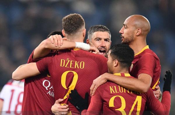 Τα… χρειάστηκε η Ρόμα, παραμένει σε τροχιά Champions League