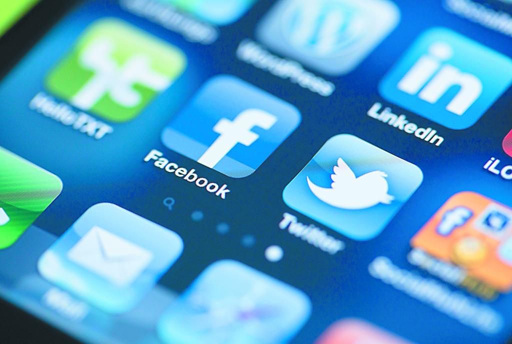 Τις αναρτήσεις των celebrities ξεσκονίζει η Εφορία