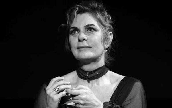 Συγκίνηση: Μια βραδιά αφιερωμένη στη Χρύσα Σπηλιώτη που έχασε τη ζωή της στο Μάτι