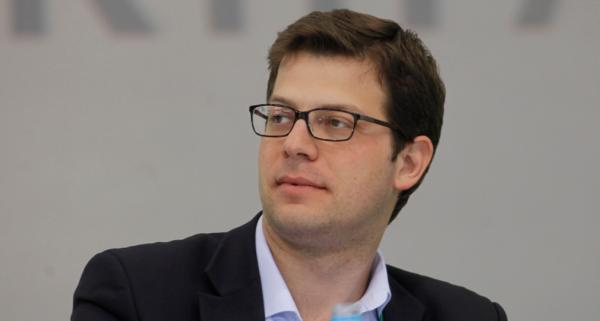 Αγγελος Τόλκας: Από σημαντικό στέλεχος και βουλευτής του ΠΑΣΟΚ… υπουργός του ΣΥΡΙΖΑ