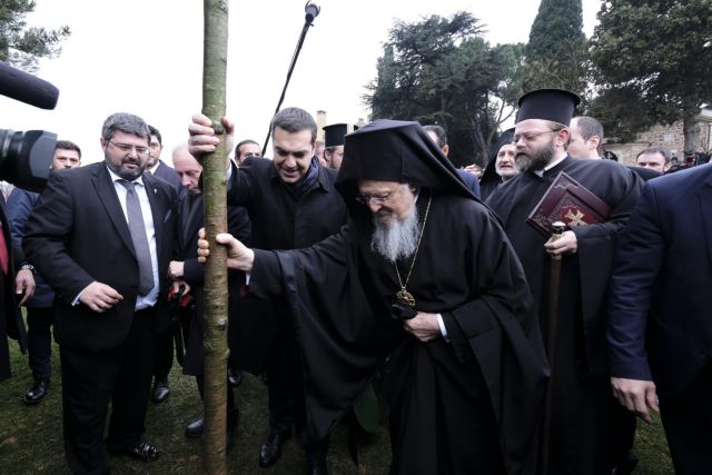 Tsipras pays historic visit  to Halki Seminary, calls on Ankara to permit re-opening