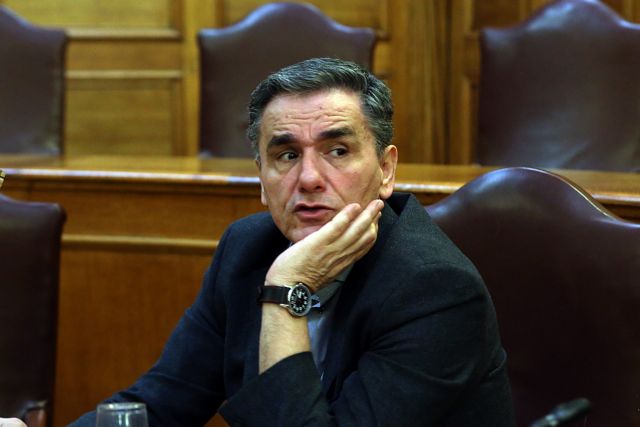 Tsakalotos calls for cross-party front to get creditors to cut surplus targets