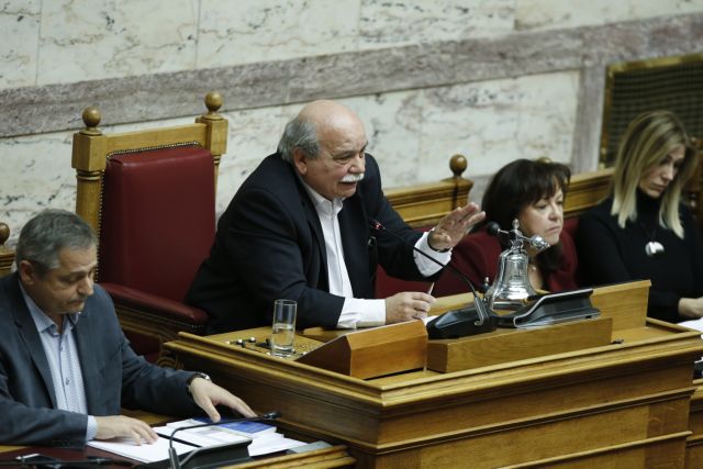 Editorial To Vima: Opportunistic games with the Constitution