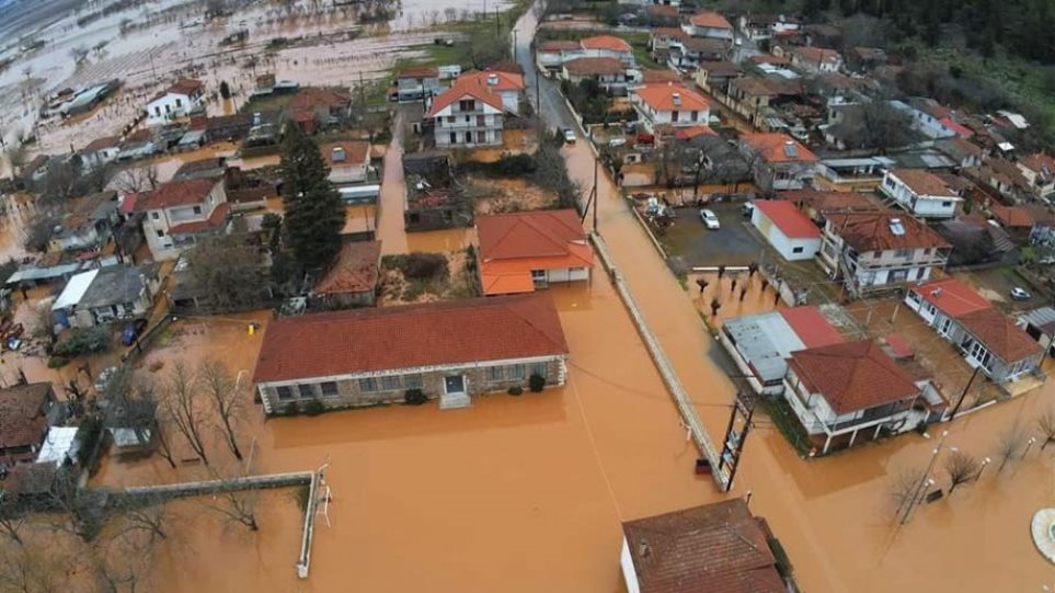 Σοβαρά προβλήματα, πλημμύρες και κατολισθήσεις από την κακοκαιρία