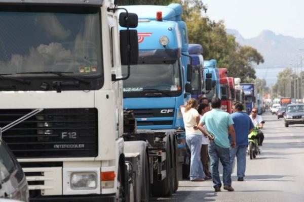 Παρατηρητήριο κομίστρων και ελάχιστο κόστος μεταφοράς ζητούν οι οδικοί μεταφορείς