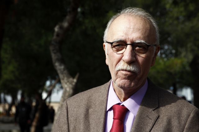 Παραδοχή Βίτσα στον Guardian για προσφυγικό: Οι δουλέμποροι είναι πάντα ένα βήμα μπροστά