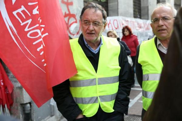 Λαφαζάνης : Ζούμε τον απόλυτο εξευτελισμό ενός σάπιου πολιτικού κατεστημένου