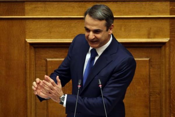 Πρόταση Μητσοτάκη για αναθεώρηση όλων των άρθρων που θέλουν ΣΥΡΙΖΑ – ΝΔ