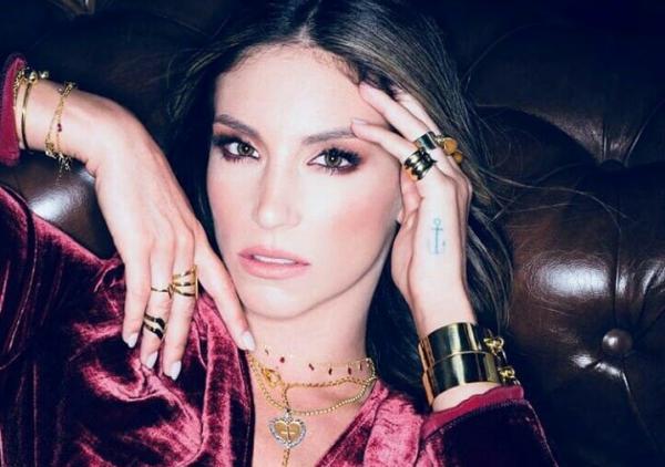 Αθηνά Οικονομάκου : Δεν θα καθυστερήσει ένα δεύτερο παιδί