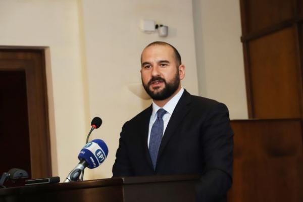 Τζανακόπουλος: Λεκτικές, πολιτικές και θεσμικές απρέπειες από τον Μητσοτάκη