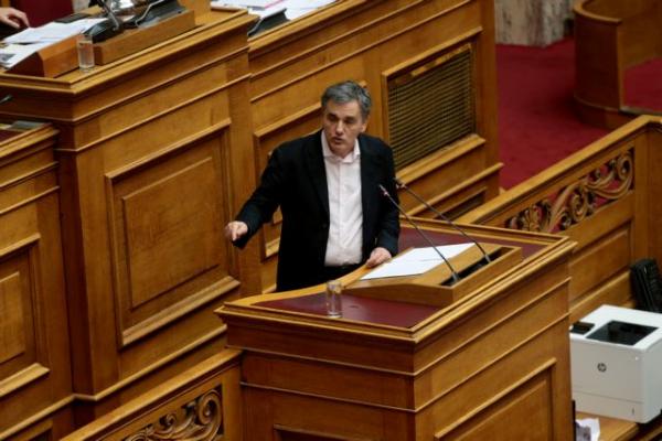 Τσακαλώτος: Χρειάζεται σοβαρότητα από όλους όταν μιλάμε για τις τράπεζες