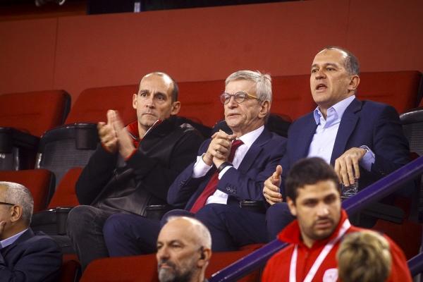 Επιστολή του Ολυμπιακού στην FIBA: «Τραγελαφικά όσα γίνονται με τους διαιτητές»