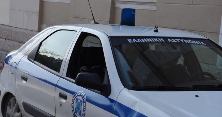 Ρόδος: Πεθερός μαχαίρωσε τον γαμπρό του και ταμπουρώθηκε στο σπίτι με κυνηγετικό όπλο