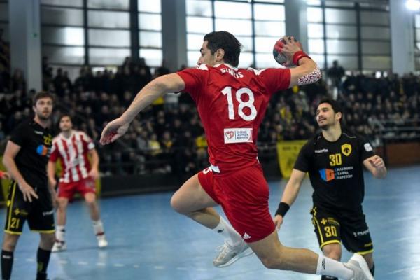 LIVE: Ολυμπιακός – ΑΕΚ