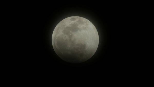 Έρχεται η «σούπερ πανσέληνος των σκουληκιών»