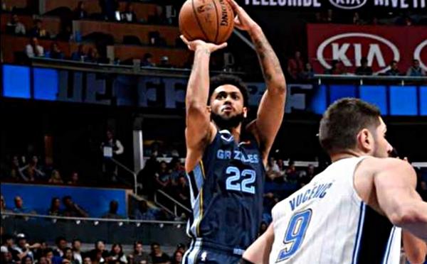 Ρεκόρ καριέρας για Ντόρσεϊ στην ήττα των Γκρίζλις (vids)