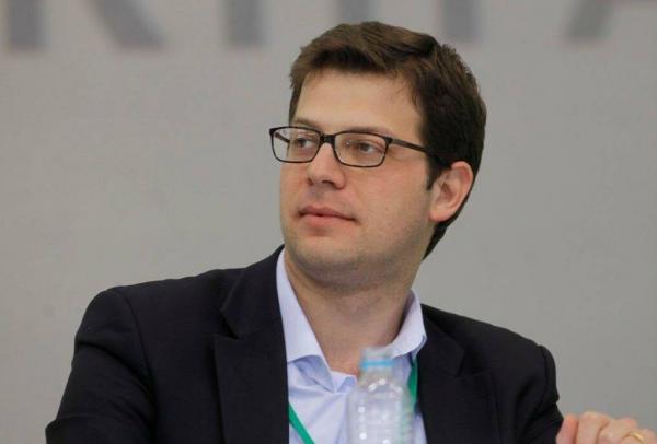 Το… δημοσία δαπάνη τριήμερο του υφυπουργού Άγγελου Τόλκα στο χωριό του