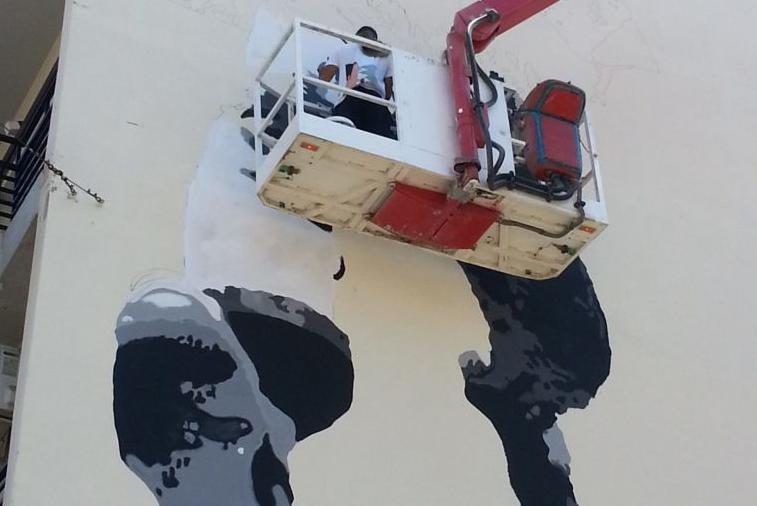 Θανάσης Βέγγος: Εντυπωσιακό γκράφιτι για τον αγαπημένο ηθοποιό
