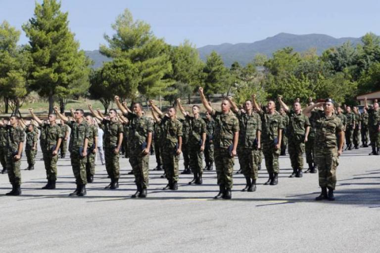 Μείωση θητείας και ευνοϊκές ρυθμίσεις για ανυπότακτους και αντιρρησίες συνείδησης