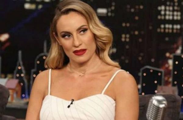 Γιατί η Ελεονώρα Μελέτη εμφανίστηκε με μελανιές παντού