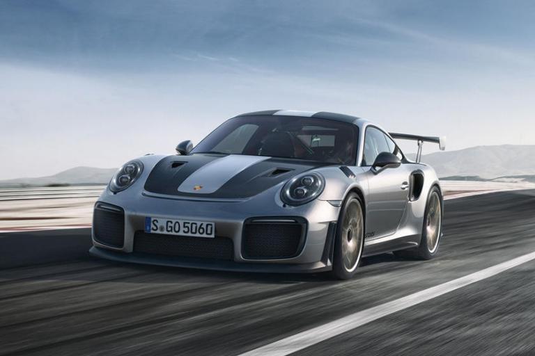 Σοβαρά τώρα; Porsche 911 GT2 RS στο βυθό της θάλασσας;