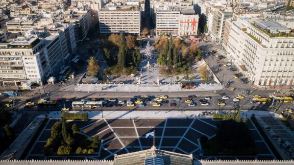 Born to be Murdered: Το Σύνταγμα γίνεται… Χόλιγουντ