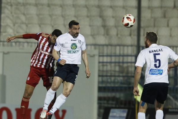 Αυτογκόλ του Στάθη και 1-0 ο Ολυμπιακός (vid)