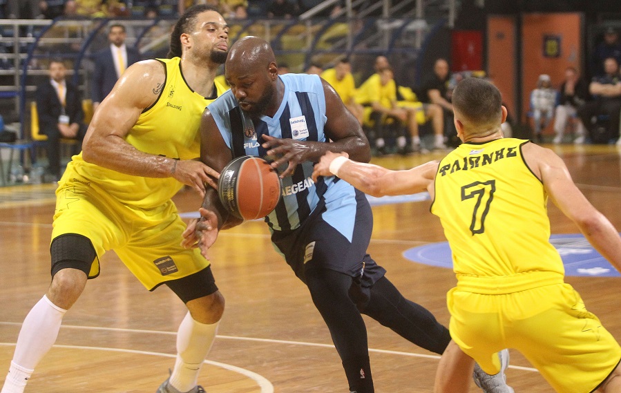 O Κολοσσός «άλωσε» το Nick Galis Hall