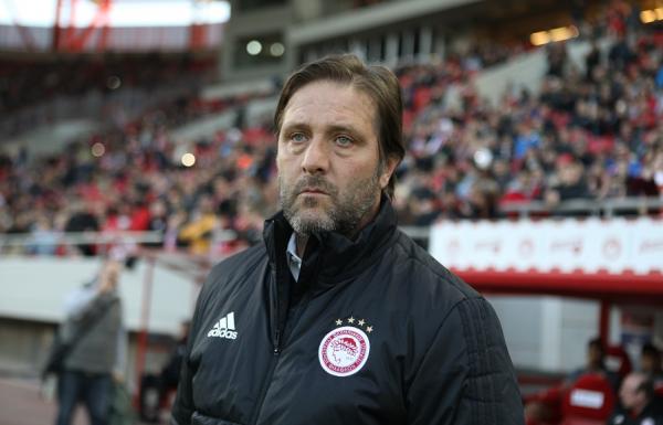 Ειρωνικός για τη διαιτησία ο Μαρτίνς