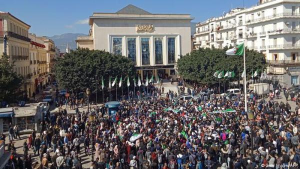 Ο κόσμος δεν φοβάται πια στην Αλγερία