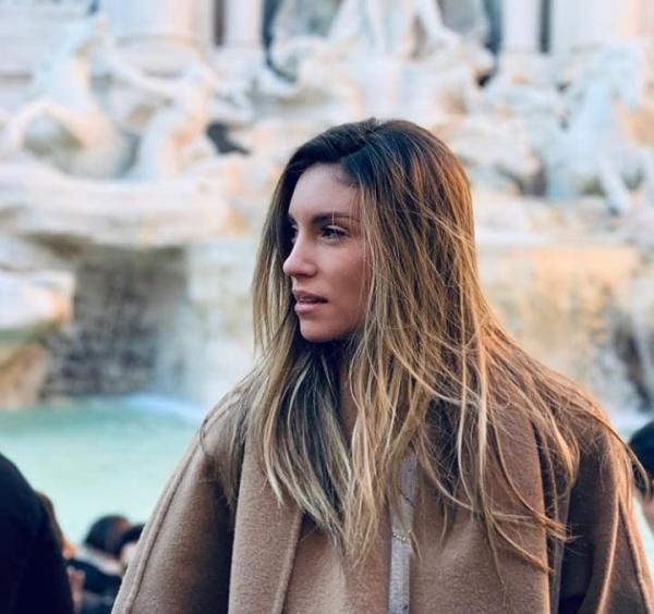 Δείτε πόσο γρήγορα επανήλθε το σώμα της Αθηνάς Οικονομάκου μετά το μωρό