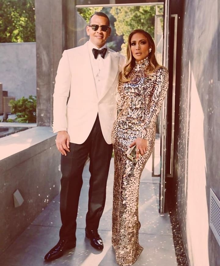 Πιο αποκαλυπτική από ποτέ η Τζένιφερ Λόπεζ σε διακοπές με το σύντροφό της